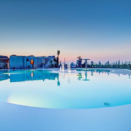 Mediterraneo Hotel&Suites Cattolica Exteriér fotografie