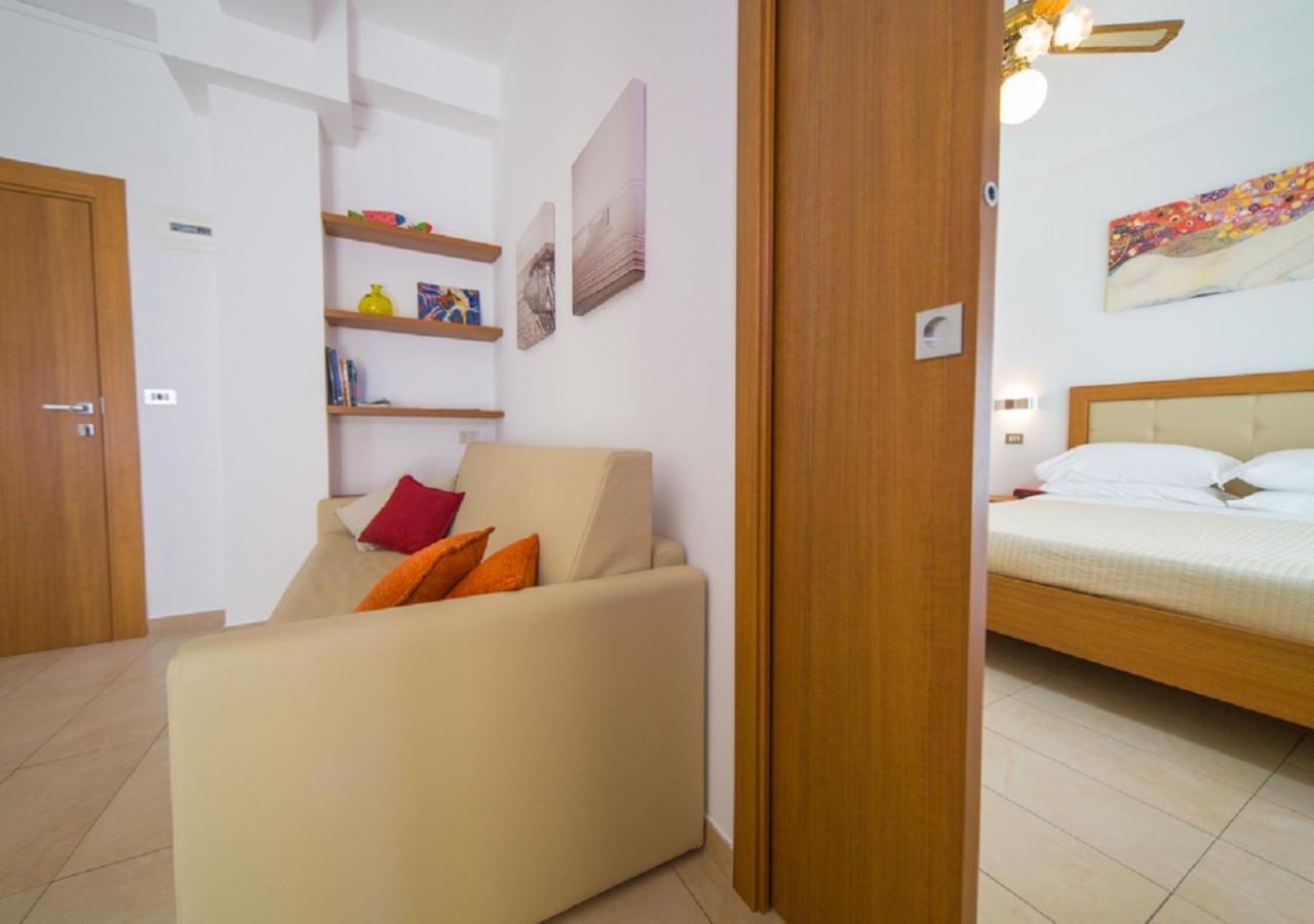Mediterraneo Hotel&Suites Cattolica Exteriér fotografie